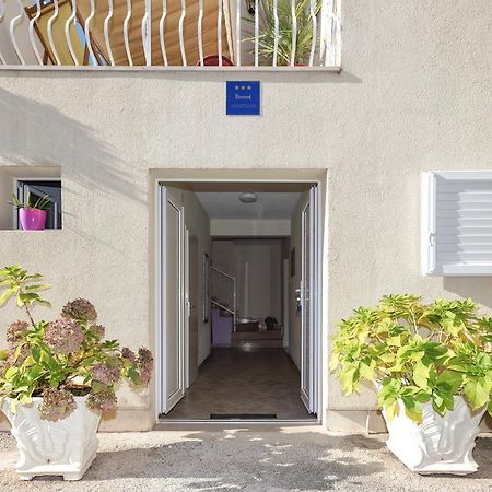 Apartment Oaza Vrboska Exterior foto