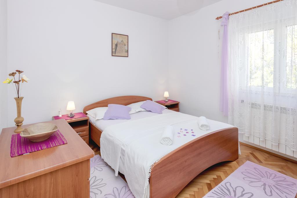 Apartment Oaza Vrboska Exterior foto