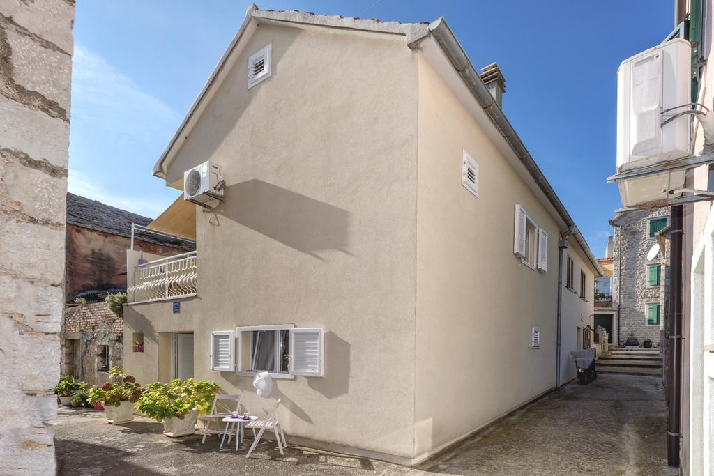 Apartment Oaza Vrboska Exterior foto